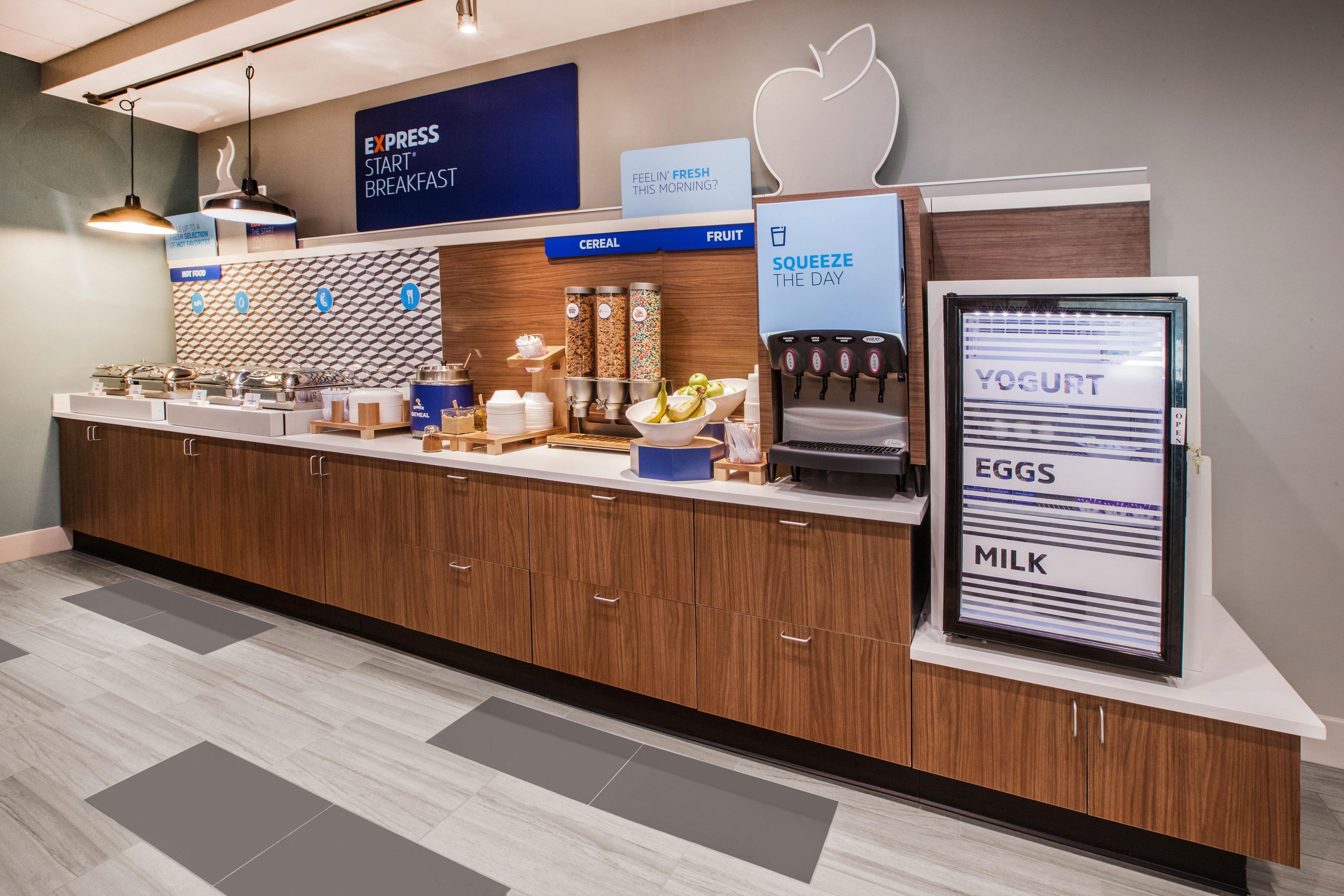 Holiday Inn Express Hotel Germantown - Northwest Milwaukee, An Ihg Hotel Экстерьер фото