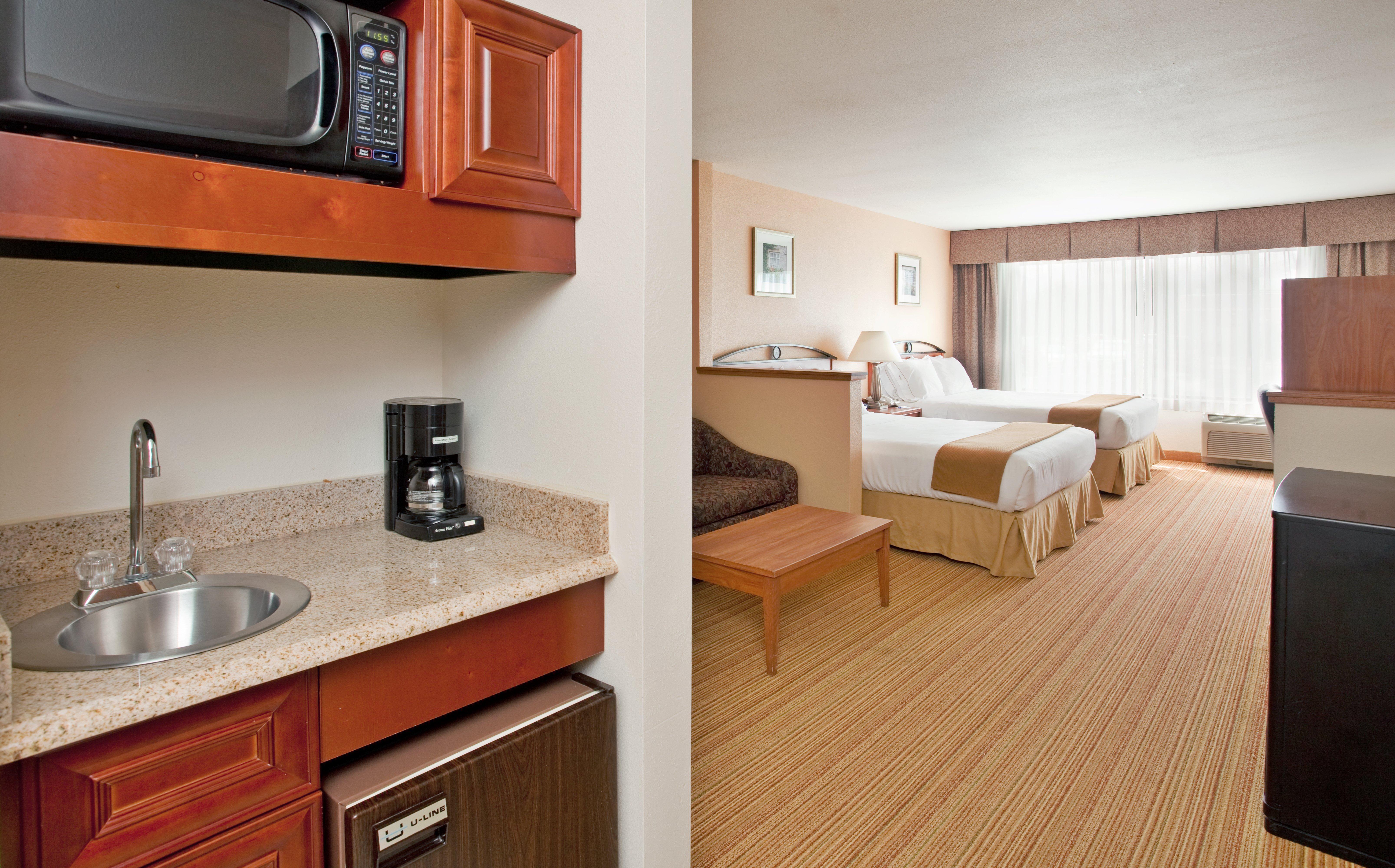 Holiday Inn Express Hotel Germantown - Northwest Milwaukee, An Ihg Hotel Экстерьер фото
